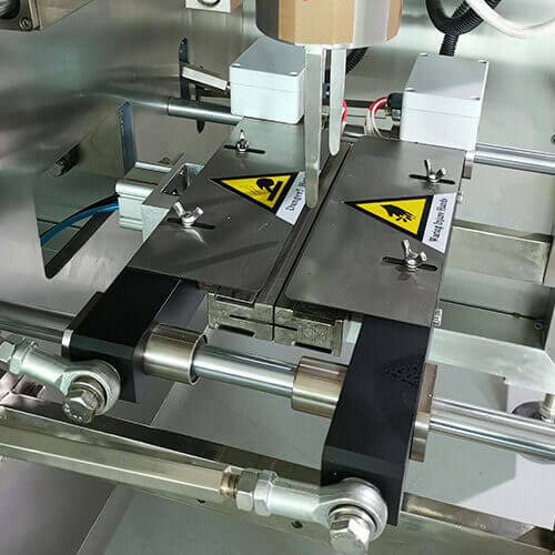 Newideapack ND-VFC350G Vertical Form Filling Sealing Packaging Machine horizontal sealing